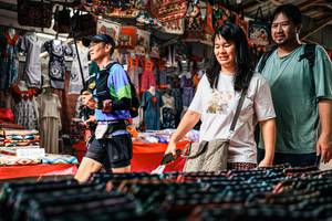 BIB: 
                            <button type="button" onclick="openModal(25581364)" class="btn btn-primary btn-sm float-right btn-popup" data-toggle="modal" data-target=".modal-high-quality">
                        <i class="fas fa-shopping-cart"></i> Add to Cart
                    </button>
                                            <button type="button" onclick="isThisMe(25581364, true)" class="btn btn-success btn-sm float-right btn-popup btn-isme hidden" data-toggle="tooltip" data-placement="bottom" title="นี่คือรูปของคุณใช่ไหม คลิกที่นี่เพื่อเอาเข้าอัลบั้ม">
                        <i class="fas fa-plus"></i> Add to album
                    </button>
                    <button type="button" onclick="isThisMe(25581364, false)" class="btn btn-warning btn-sm float-right btn-popup btn-isnotme hidden">
                        <i class="fas fa-ban"></i> Remove from album
                    </button>